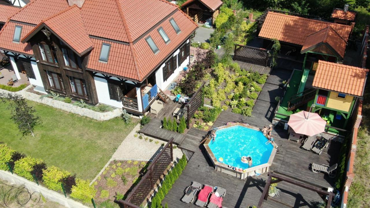 Dwor U Papuga Apartment Ruciane-Nida Luaran gambar