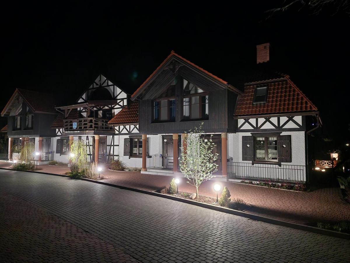 Dwor U Papuga Apartment Ruciane-Nida Luaran gambar