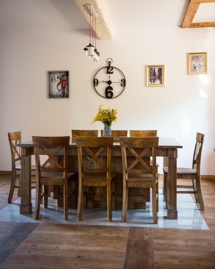 Dwor U Papuga Apartment Ruciane-Nida Luaran gambar
