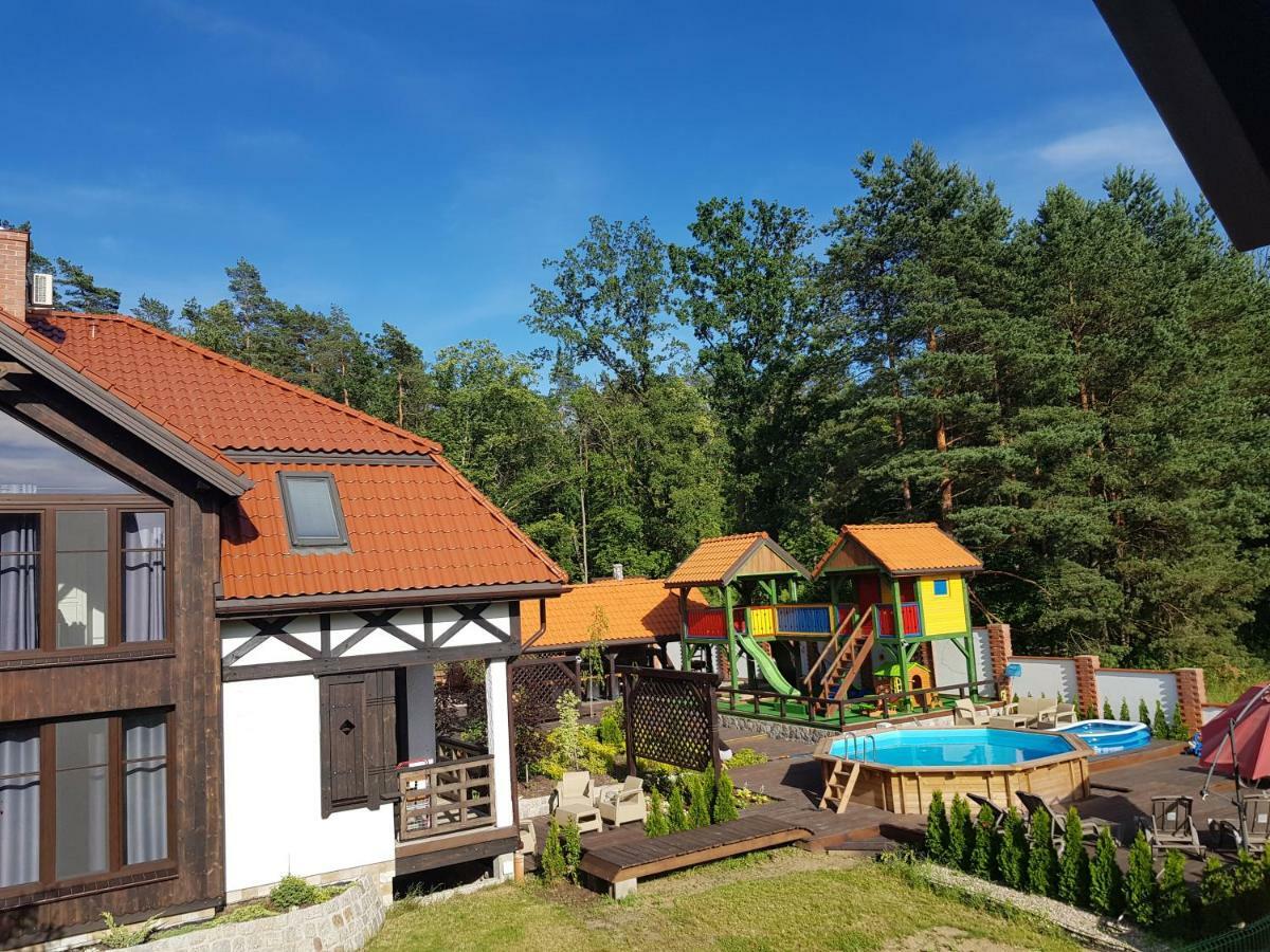 Dwor U Papuga Apartment Ruciane-Nida Luaran gambar